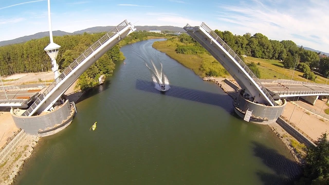 Río Cau-Cau desde un Dron